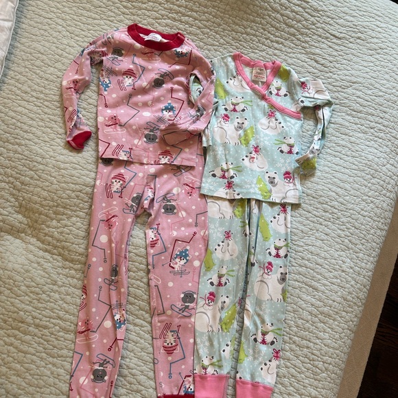 Hanna Andersson Girls Pajamas, 2 sets, Size 5. - Picture 2 of 11